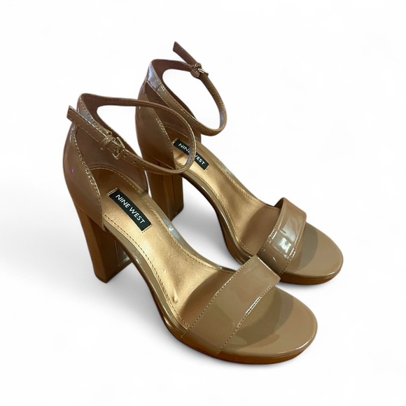 Nine West Dark Nude / Brown Heels - Picture 3 of 4